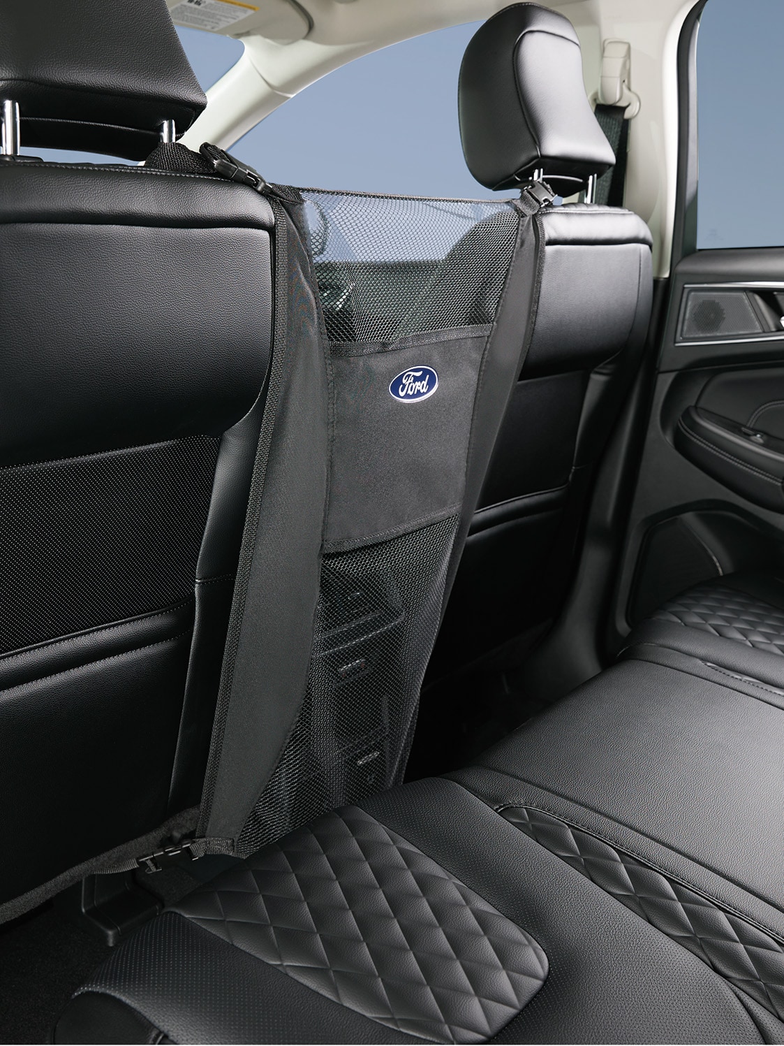 VM1PZ78666C07A Ford | Covercraft Front Seat Pet Barrier | Source One ...