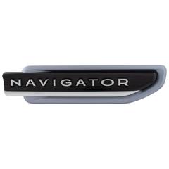 Chroma crystal Emblem NamePlate <br>Fender Fender Name Plate OrNament - Right, Front (Special Edition Pack)