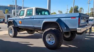 1987 Ford F700 Super Duty