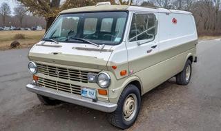 1972 Ford E-300 Econoline