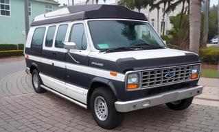 1990 Ford E-150 Econoline
