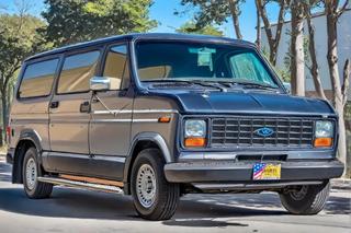 1988 Ford E-250 Econoline Club Wagon