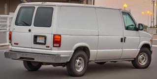 1999 Ford E-350 Econoline Club Wagon