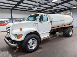 1997 Ford F700 Super Duty