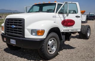 1995 Ford F800 Super Duty