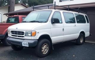 2020 Ford E-350