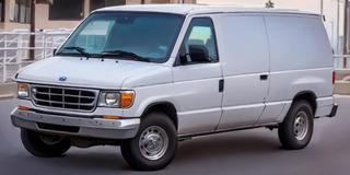 2001 Ford E-150 Econoline Club Wagon